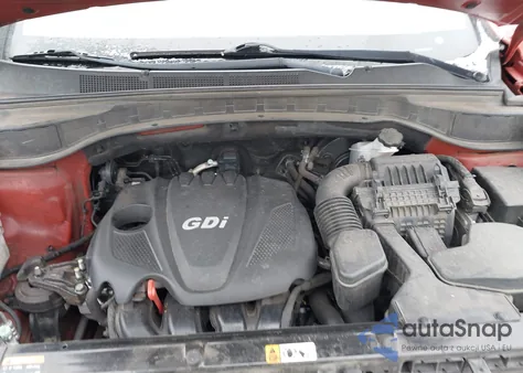 2015 Hyundai Santa Fe Sport 2.4L z USA, uszkodzony, nr VIN 5XYZUDLBXFG283638